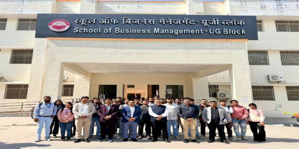 सीएसजेएमयू में बजट और आर्थिक उन्नति पर विशेष कार्यशाला