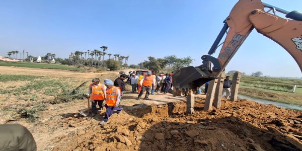 रेलवे ट्रैक सुरक्षा बढ़ाने को लेकर सुरक्षित की गई अनधिकृत क्रॉसिंग