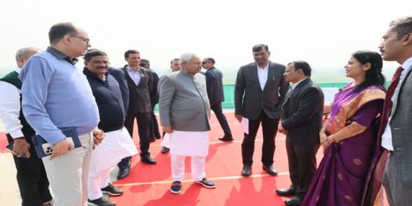 मुख्यमंत्री ने कच्ची दरगाह–बिदुपुर छह लेन गंगा पुल परियोजना का लिया जायजा,अप्रैल तक शेष कार्य पूर्ण करने का दिया निर्देश