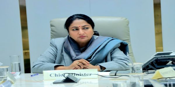 मुख्यमंत्री ने डीटीसी को 1,200 करोड़ के अनुदान को दी मंजूरी, हजारों कर्मचारियों और पेंशनभोगियों को मिली बड़ी राहत