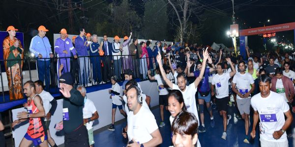 अलवर टाइगर इंटरनेशनल मैराथन: मुख्यमंत्री सहित केंद्रीय मंत्री ने किया फ्लैग ऑफ
