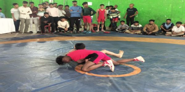 राज्य स्तरीय कुश्ती चयन प्रतियोगिता में खिलाड़ियों ने दिखाया दम