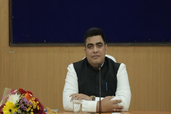 कलेक्टर कुणाल दुदावत कलेक्टर कुणाल दुदावत