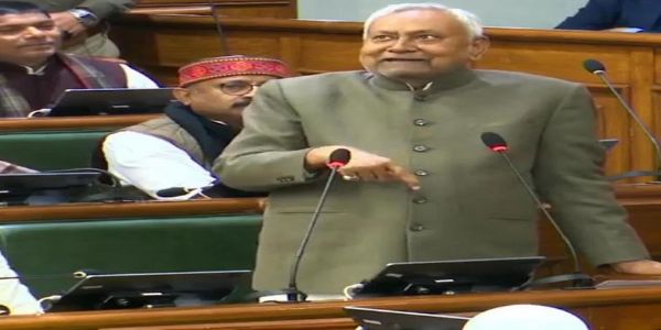 विधान परिषद में राबड़ी और नीतीश में टकराव, राबड़ी ने मांगा इस्तीफा