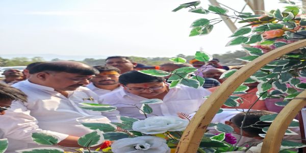 भाजपा अध्यक्ष ने किया नवादा में पत्थर उद्योग का उद्घाटन, युवाओं को मिलेगा रोजगार