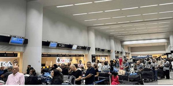 मिडिल ईस्ट में गंभीर सैन्य संघर्ष के बीच पाकिस्तान ने रद्द की 156 उड़ानें