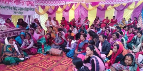 पाटी के तोली गांव में महिला सम्मेलन, आत्मनिर्भरता और स्वरोजगार पर जोर