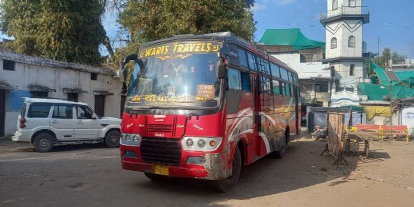 दमोहः महिला यात्री से छेड़छाड़ की शिकायत, बस जब्त