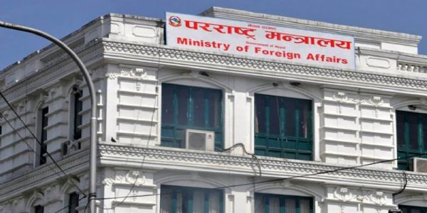 नेपाल ने मध्य पूर्व के 12 खाड़ी देशों के लिए श्रम स्वीकृति को निलंबित किया