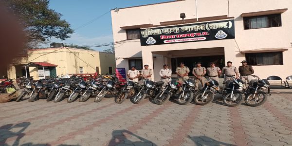 राजगढ़ः चोरी की 15 बाइकें जब्त, दो आरोपित गिरफ्तार