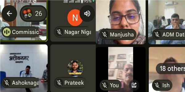 ग्वालियर संभाग के सभी जिलों में होलिका दहन में लकड़ी के स्थान पर कंडों का उपयोग होः कमिश्नर