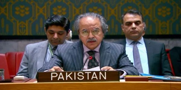 संयुक्त राष्ट्रसंघ में पाकिस्तान के स्थाई प्रतिनिधि असीम इफ्तिखार अहमद। फाइल फोटो - जियो न्यूज संयुक्त राष्ट्रसंघ में पाकिस्तान के स्थाई प्रतिनिधि असीम इफ्तिखार अहमद। फाइल फोटो - जियो न्यूज