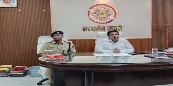 समृद्धि यात्रा : सीएम के सुपौल दौरे पर डीएम-एसपी की संयुक्त प्रेस ब्रीफिंग