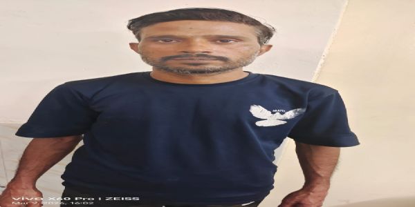 पचास हजार रुपये के इनामी गो- तस्कर को यूपी एसटीएफ ने किया गिरफ्तार