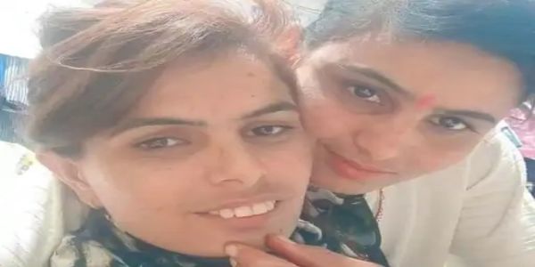 बेकाबू टैंकर ने स्कूटी सवार दो सगी बहनों को कुचला, दोनों की मौत