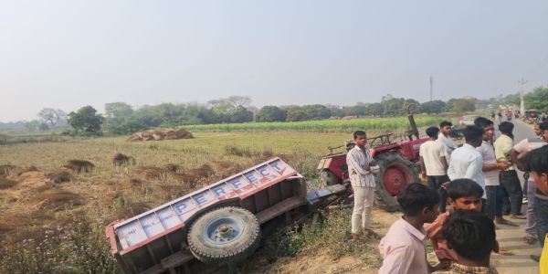 ट्रैक्टर — बाइक की आमने सामने भिड़ंत, युवक की मौत