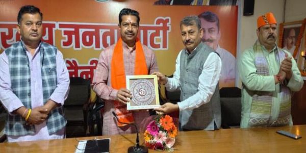 भाजपा संगठन महामंत्री की मौजूदगी में बैठक: हल्द्वानी में बड़ी रैली की तैयारी में जुटी भाजपा