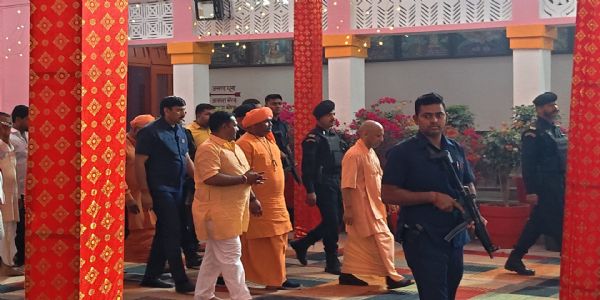 हर हाल में मई तक पूरा करें मां पाटेश्वरी विश्वविद्यालय का निर्माण : मुख्यमंत्री याेगी