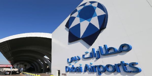 दुबई एयरपाेर्ट (फाइल फाेटाे)