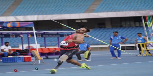 थ्रो करते सुमित अंतिल थ्रो करते सुमित अंतिल