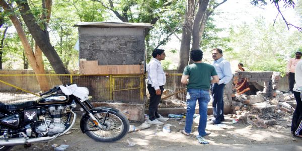 कोरबा: मिनीमाता कन्या महाविद्यालय के पास अवैध ठेले-गुमठियां हटाई गईं