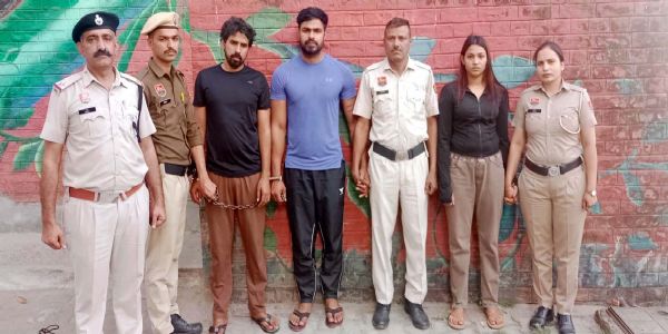 गुरुग्राम: युवक की अश्लील वीडियो बनाकर ब्लैकमेल करने वाली महिला समेत तीन गिरफ्तार