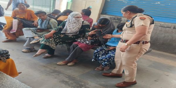 यमुनानगर:सेफ सिटी अभियान के तहत महिलाओं को सुरक्षा उपायों की दी जानकारी