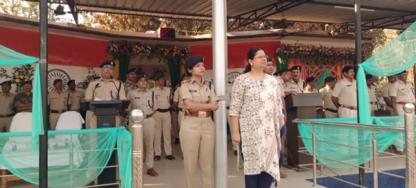 बिसैप डीआईजी उद्घाटन सालमी गारद का निरीक्ष ण करती