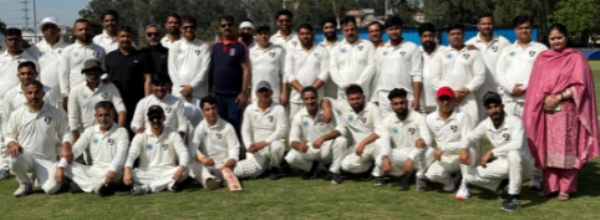 रोमांचक मुकाबले में एसपीएमआर कॉलेज ने सुपर ओवर में मारी बाज़ी, फाइनल में बनाई जगह रोमांचक मुकाबले में एसपीएमआर कॉलेज ने सुपर ओवर में मारी बाज़ी, फाइनल में बनाई जगह