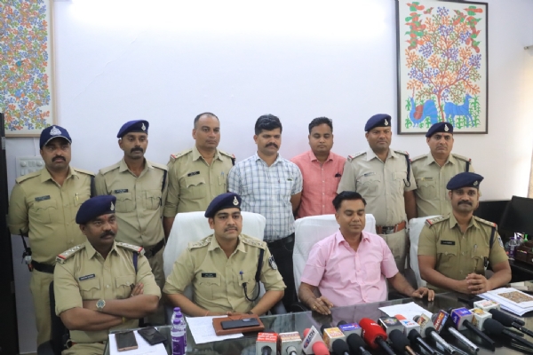 Madhypradesh aor maharashtr me juaa pakdaya Madhypradesh aor maharashtr me juaa pakdaya