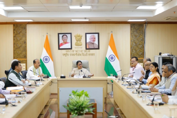 मुख्यमंत्री रेखा गुप्ता शुक्रवार को शाहजहानाबाद रीडेवलपमेंट कॉरपोरेशन 38वीं बोर्ड बैठक की अध्यक्षता करते हुए मुख्यमंत्री रेखा गुप्ता शुक्रवार को शाहजहानाबाद रीडेवलपमेंट कॉरपोरेशन 38वीं बोर्ड बैठक की अध्यक्षता करते हुए