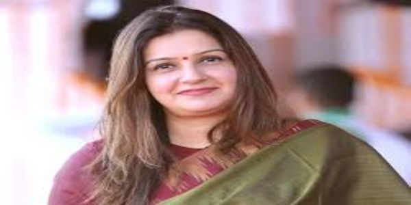 यूबीटी नेता प्रियंका चतुर्वेदी की फाइल फोटो यूबीटी नेता प्रियंका चतुर्वेदी की फाइल फोटो