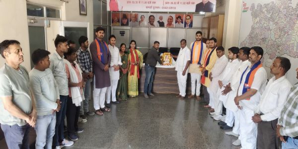 मीरजापुर में बाबू शिवदयाल सिंह चौरसिया की 123वीं जयंती मनी