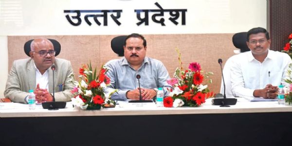 बीएलओ के समर्पण से सफल हो रहा पुनरीक्षण अभियान : नवदीप रिणवा