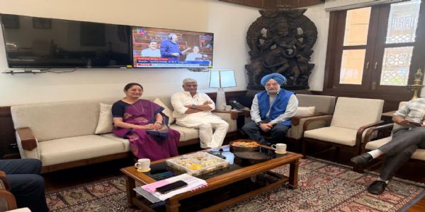 पर्यटन उद्योग को राहत के लिए एलपीजी आपूर्ति बढ़ेगी : शेखावत