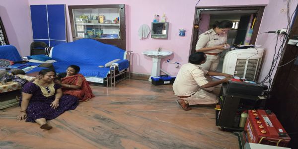 मेडिकल की तैयारी कर रहे छात्र ने फांसी लगा की आत्महत्या