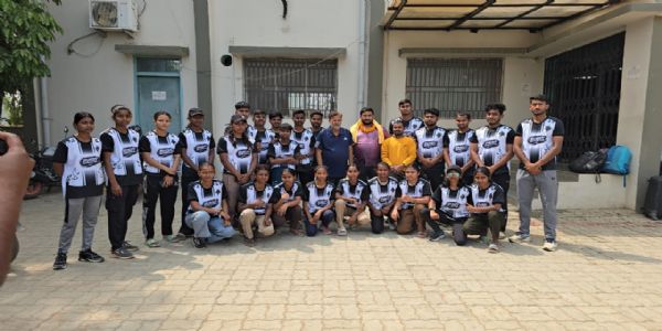 राज्यस्तरीय रग्बी प्रतियोगिता के लिए भागलपुर टीम नवादा रवाना