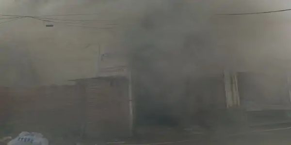 पलवल में सूत के गोदाम में भीषण आग, 40 लाख का माल जला, चार घंटे बाद काबू