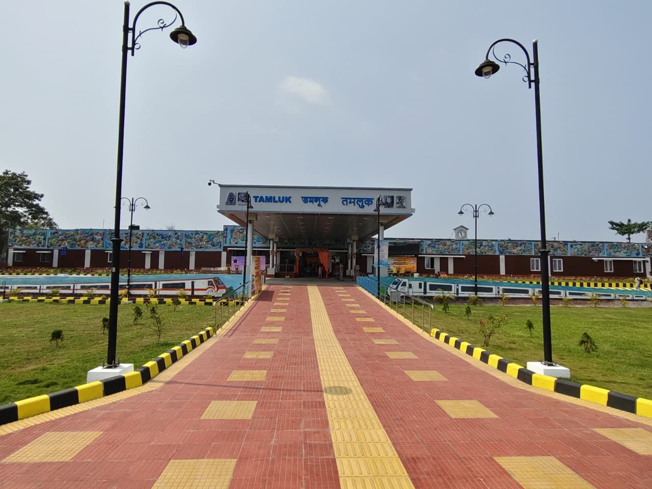 कोलकाता से वर्चुअल माध्यम से रेल परियोजनाओं का लोकार्पण करते प्रधानमंत्री नरेंद्र मोदी। कोलकाता से वर्चुअल माध्यम से रेल परियोजनाओं का लोकार्पण करते प्रधानमंत्री नरेंद्र मोदी।