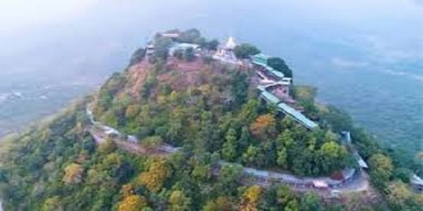 चैत्र नवरात्र की तैयारियां तेज, शारदा मंदिर में व्यवस्थाओं का लिया गया जायजा