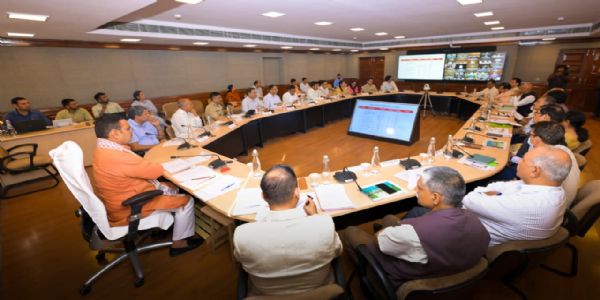 गर्मियों में निर्बाध पेयजल आपूर्ति सुनिश्चित करने के निर्देश