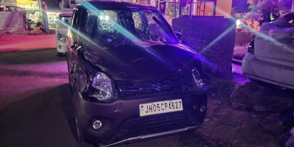 डोल मेला घूमने गए लोगों को बेकाबू कार ने मारी टक्कर, दो की मौत और 12 घायल