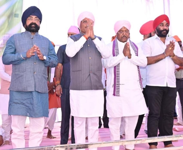 नानकसागर में आयोजित होला मोहल्ला कार्यक्रम में मुख्यमंत्री विष्णु देव साय मौजूद नानकसागर में आयोजित होला मोहल्ला कार्यक्रम में मुख्यमंत्री विष्णु देव साय मौजूद