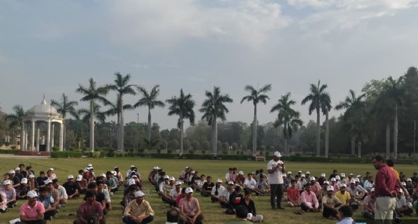 कार्यक्रम के दौरान लिया गया छायाचित्र