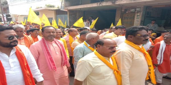 कर्मा जयंती महोत्सव पर निकाली गई भव्य शोभायात्रा