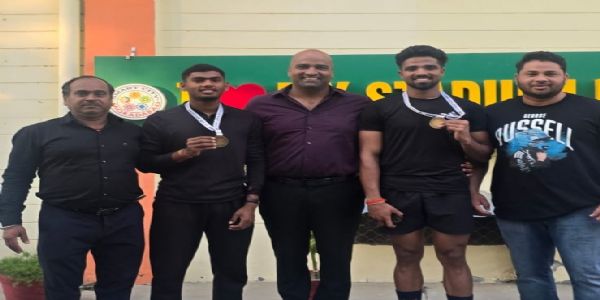 यूपी स्टेट एथलेटिक्स चैम्पियनशिप में स्वर्ण पदक जीतने वाले खिलाड़ी सम्मानित