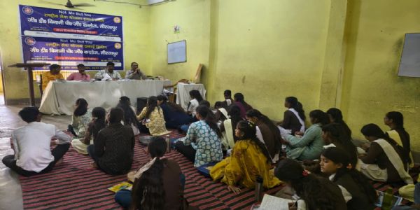 युवाओं ने संभाली सड़क सुरक्षा की कमान, रैली से दिया सुरक्षित जीवन का संदेश