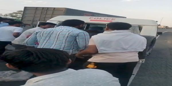 राजगढ़ः लहसुन से भरे ट्रक की टक्कर से बाइक सवार छोटे भाई की मौत, दूसरा घायल