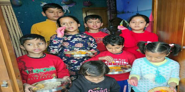 नैनीताल में धूमधाम से मनाया गया फूलदेई का लोकपर्व