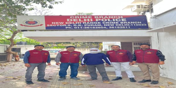 पालम डकैती कांड का फरार आरोपित गिरफ्तार